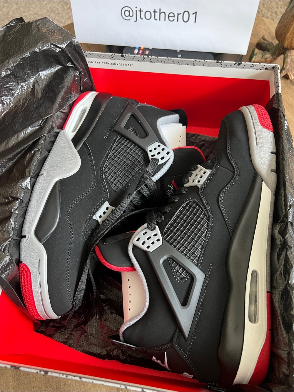 Nike Air Jordan 4 Retro “Bred” 2019 release - Picture 3 of 10